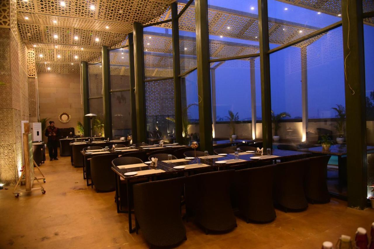 Ramaya Hotel Rohtak Exteriér fotografie